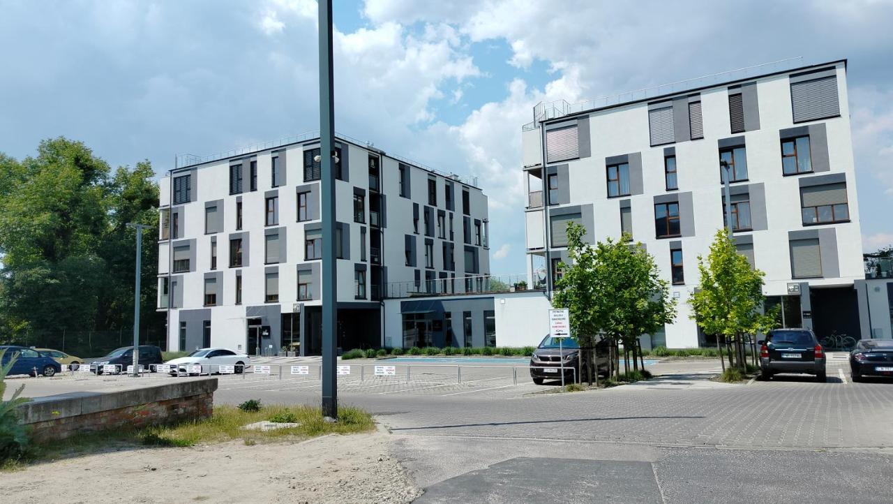Apartament Starolecka Warta Residence Parking Included Posen Exterior foto